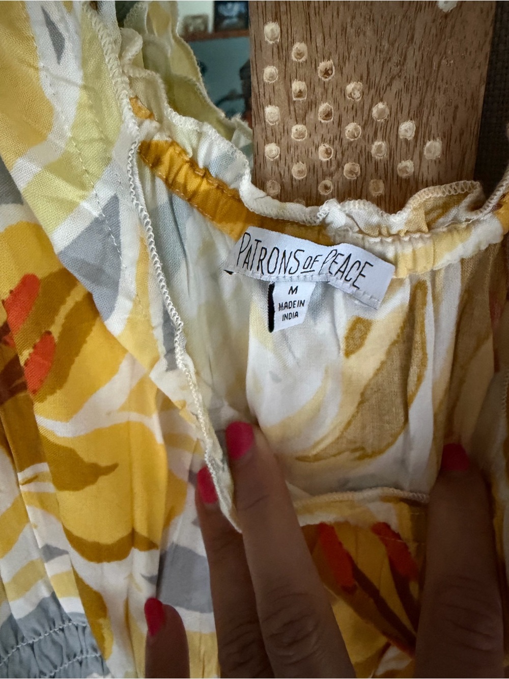 Sleeveless Yellow Floral summer dress Women’s size medium - Picture 4 of 4